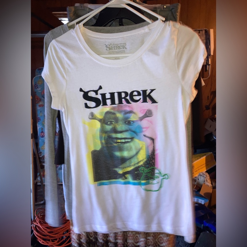 Woman shirt